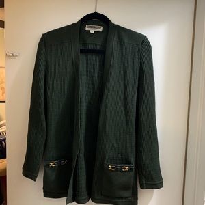 Green cardigan with buckles